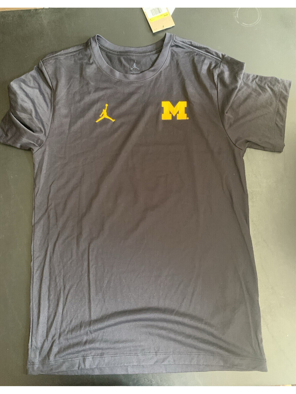 NBA Jordan  Michigan Wolverines Activewear DriFit Tee Men Small Black NWT